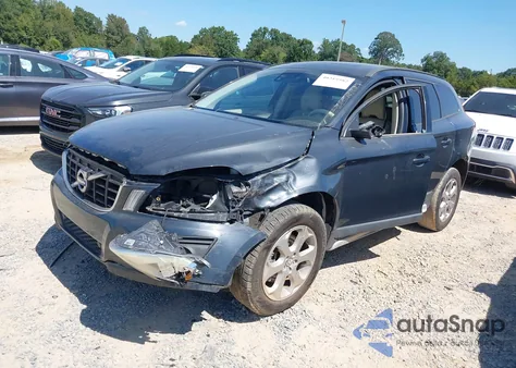 2010 Volvo Xc60 3.2 from USA, damaged, VIN YV4982DL9A2051239